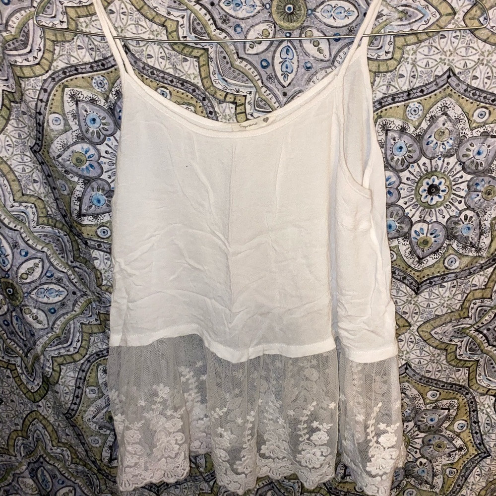 white lace tank top